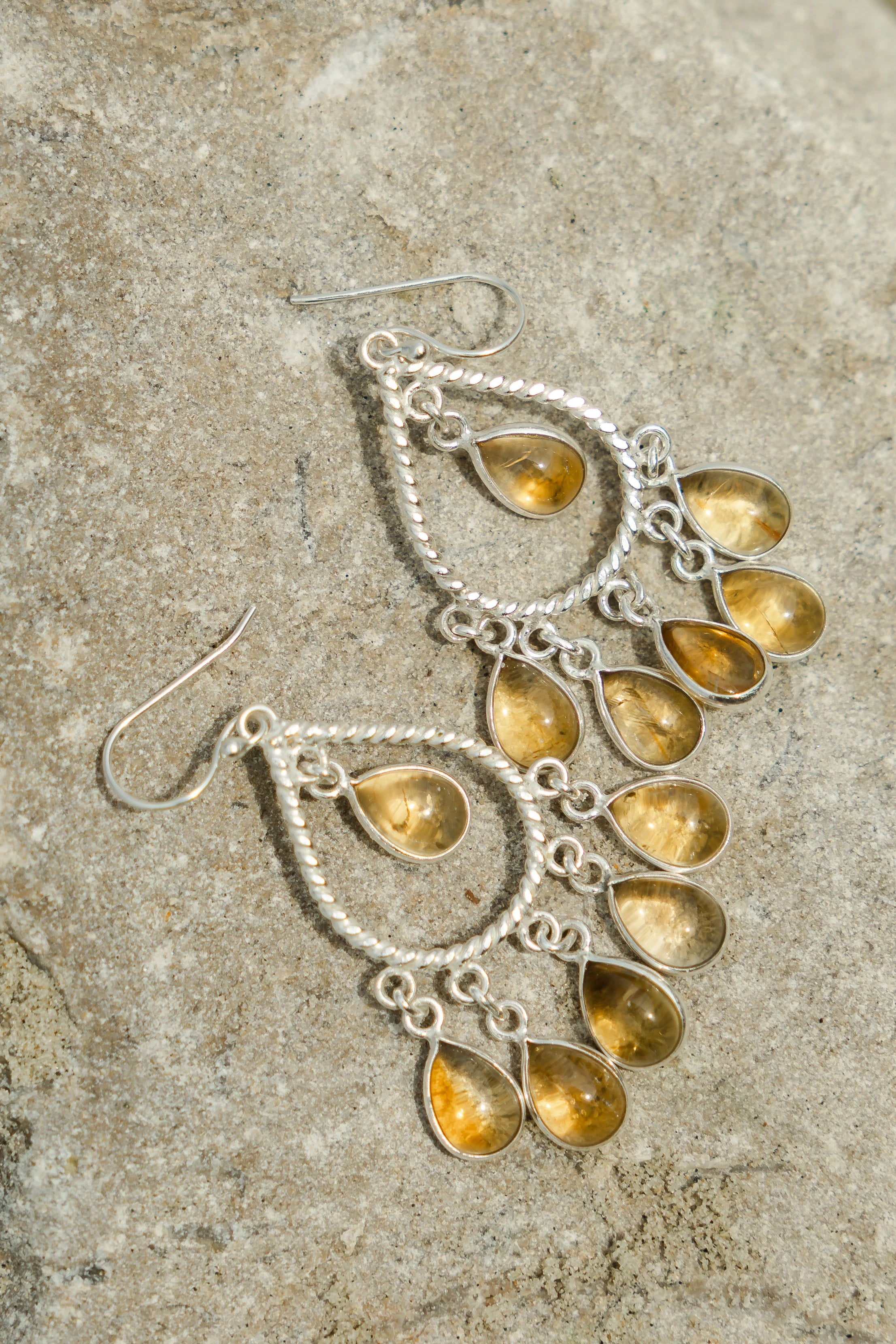 Honey Aradia Chandelier