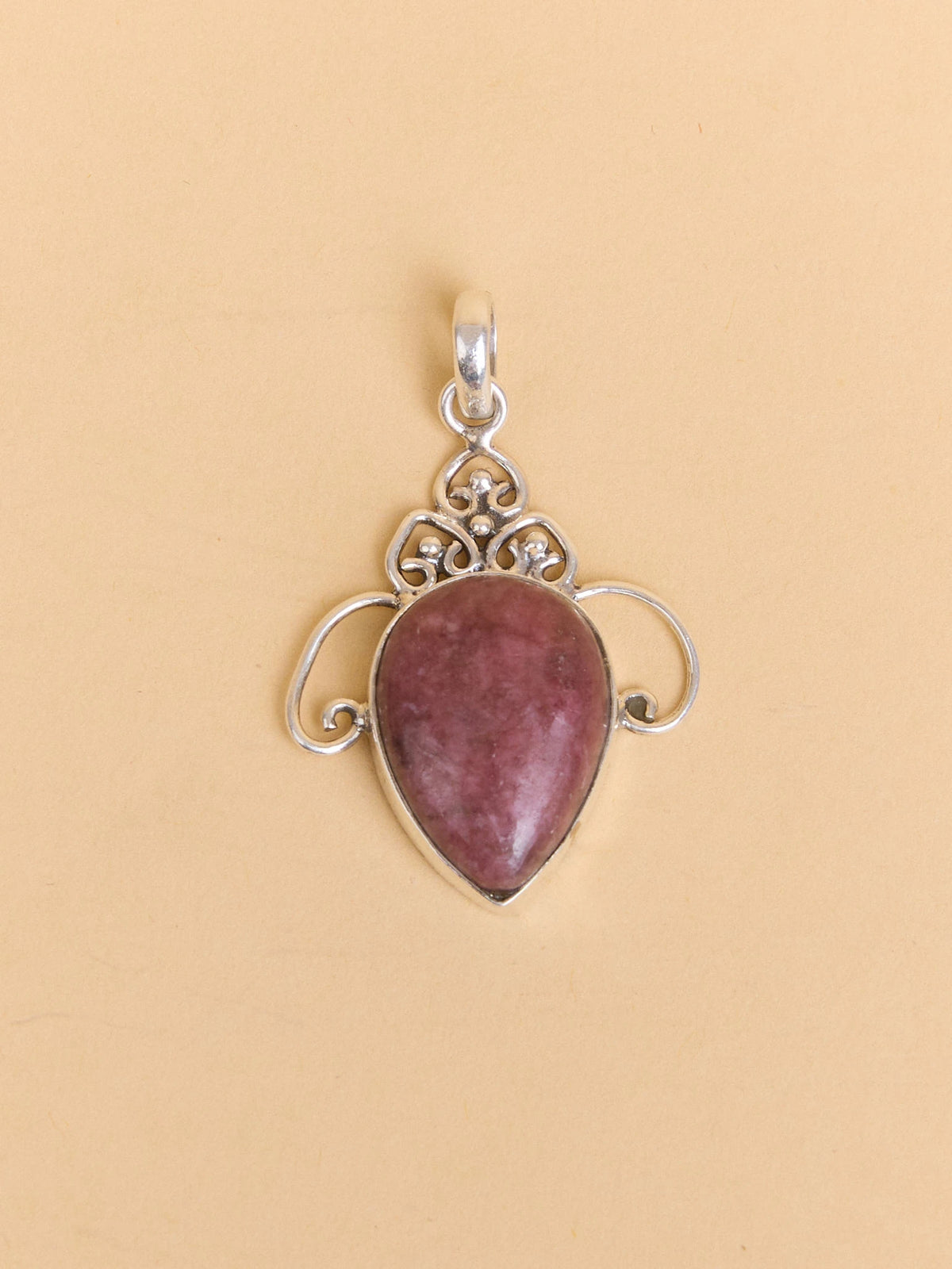 Isla Pendant