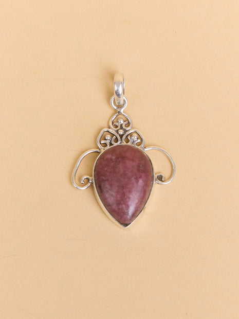 Isla Pendant