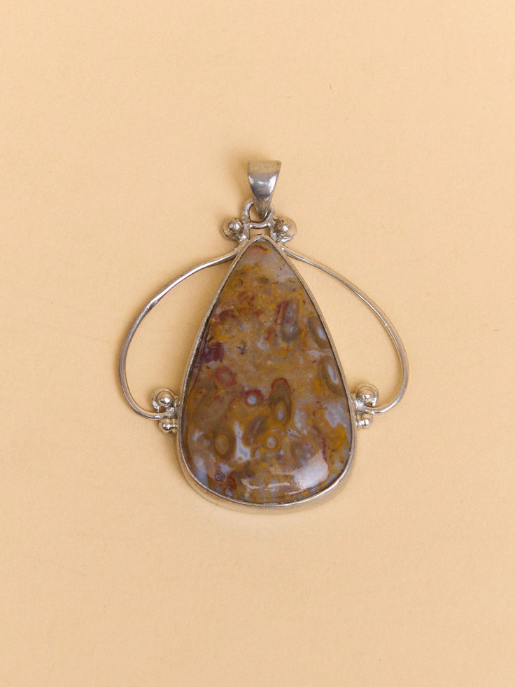 Sable Pendant