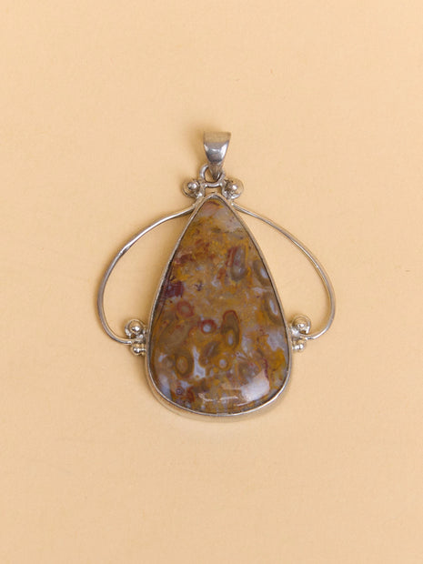 Sable Pendant