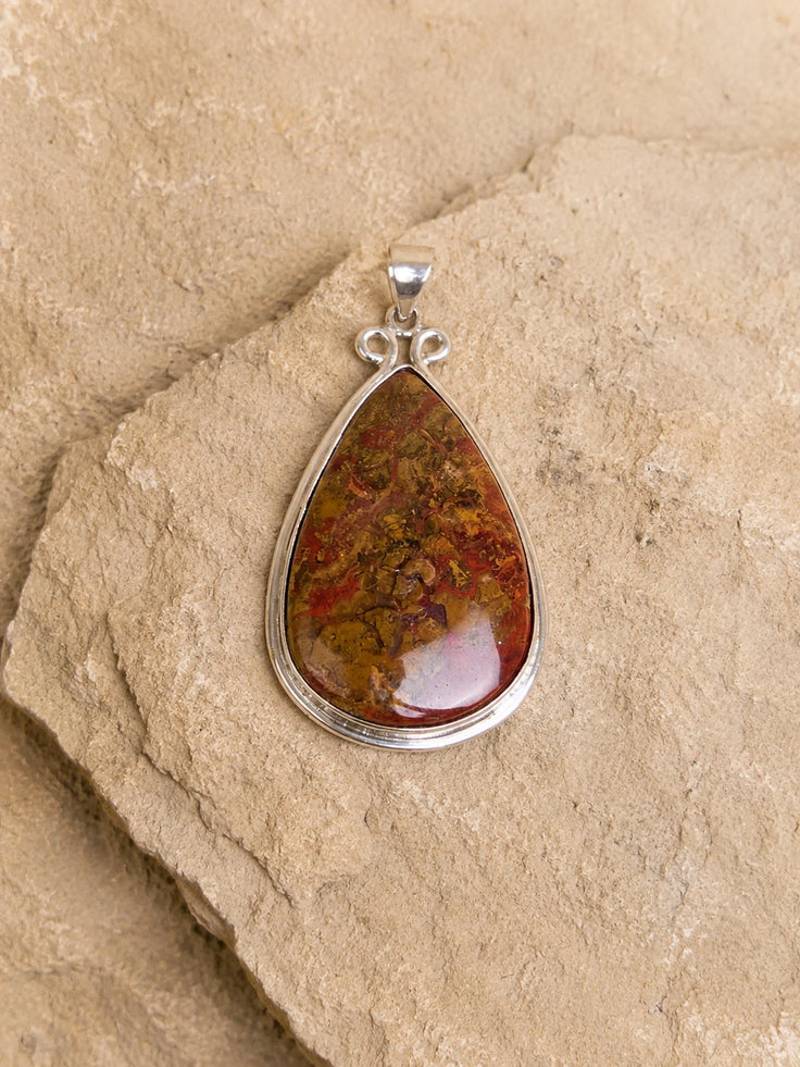 Sienna Pendant