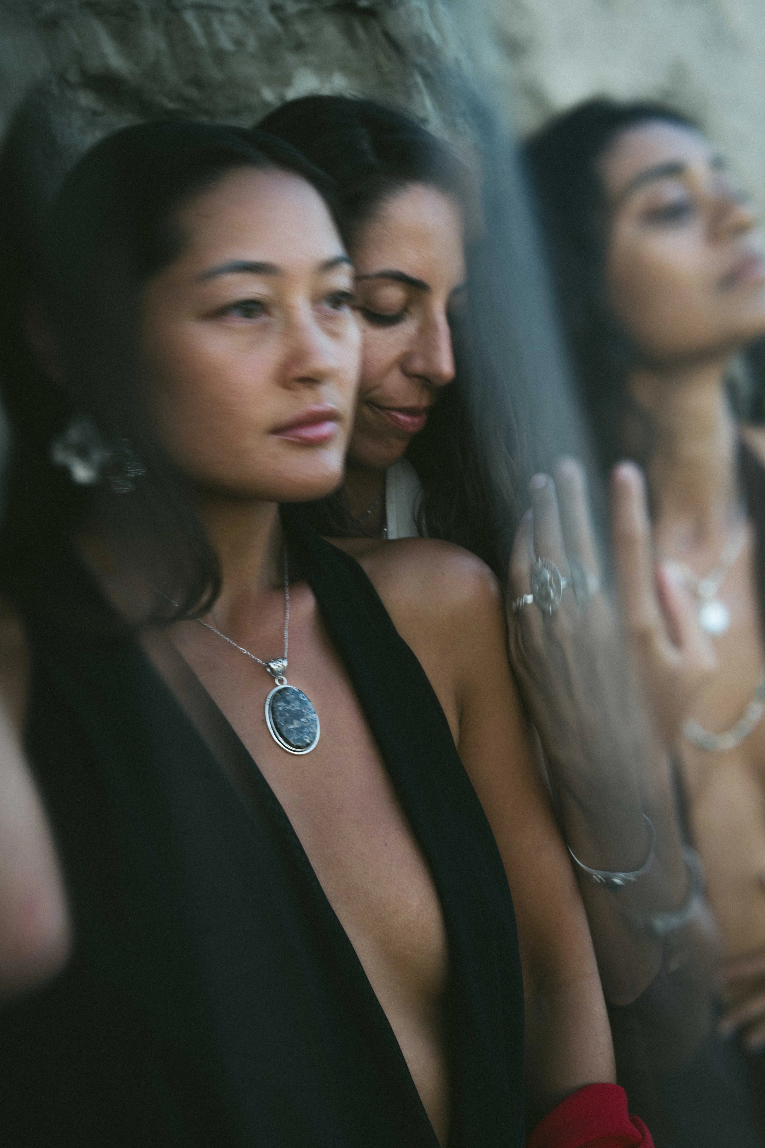 Thalia Pendant