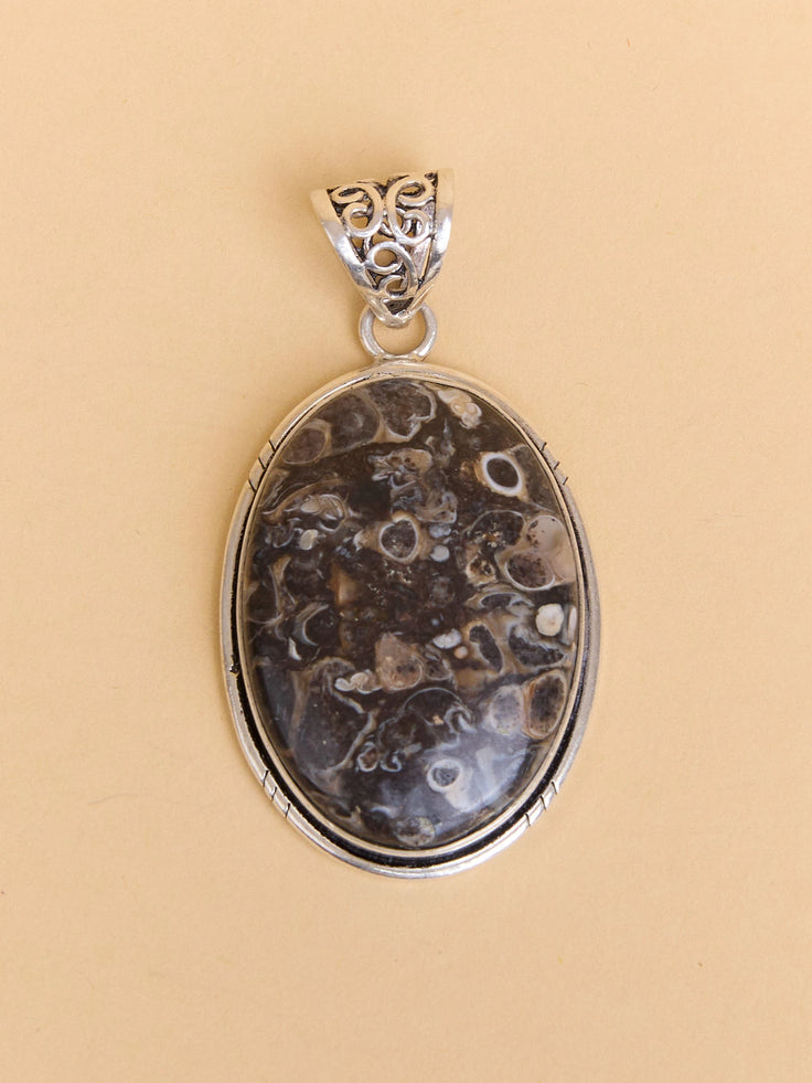 Thalia Pendant