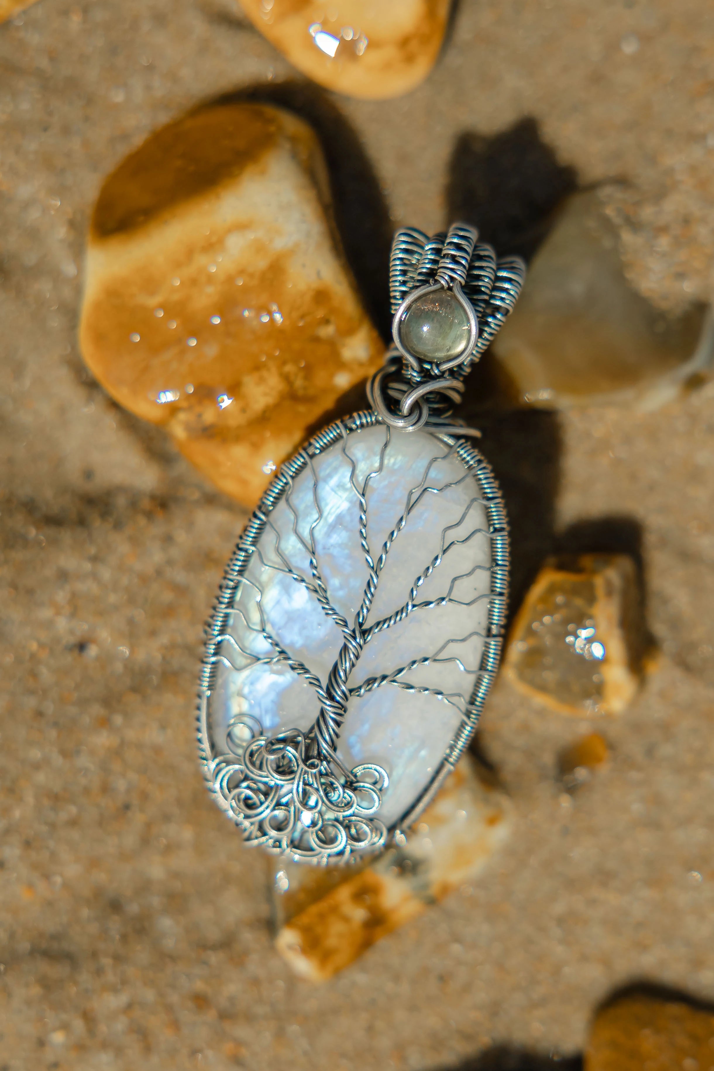 Rowena Pendant