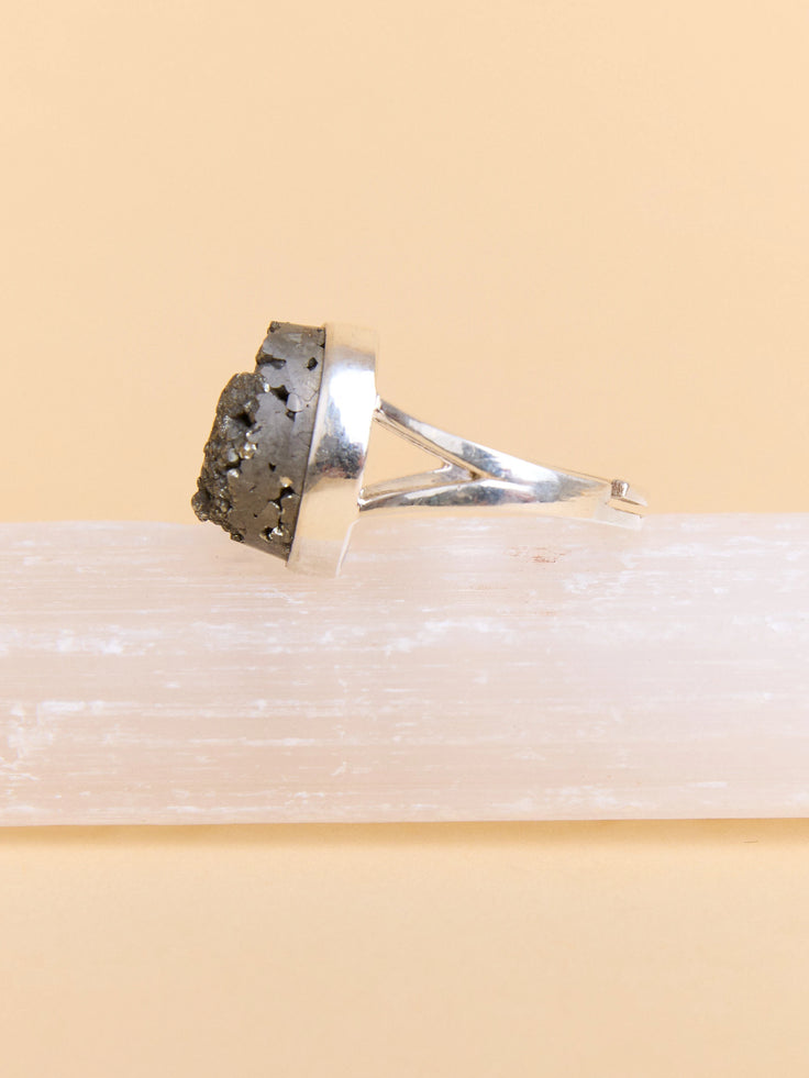 Aine Mirror Ring