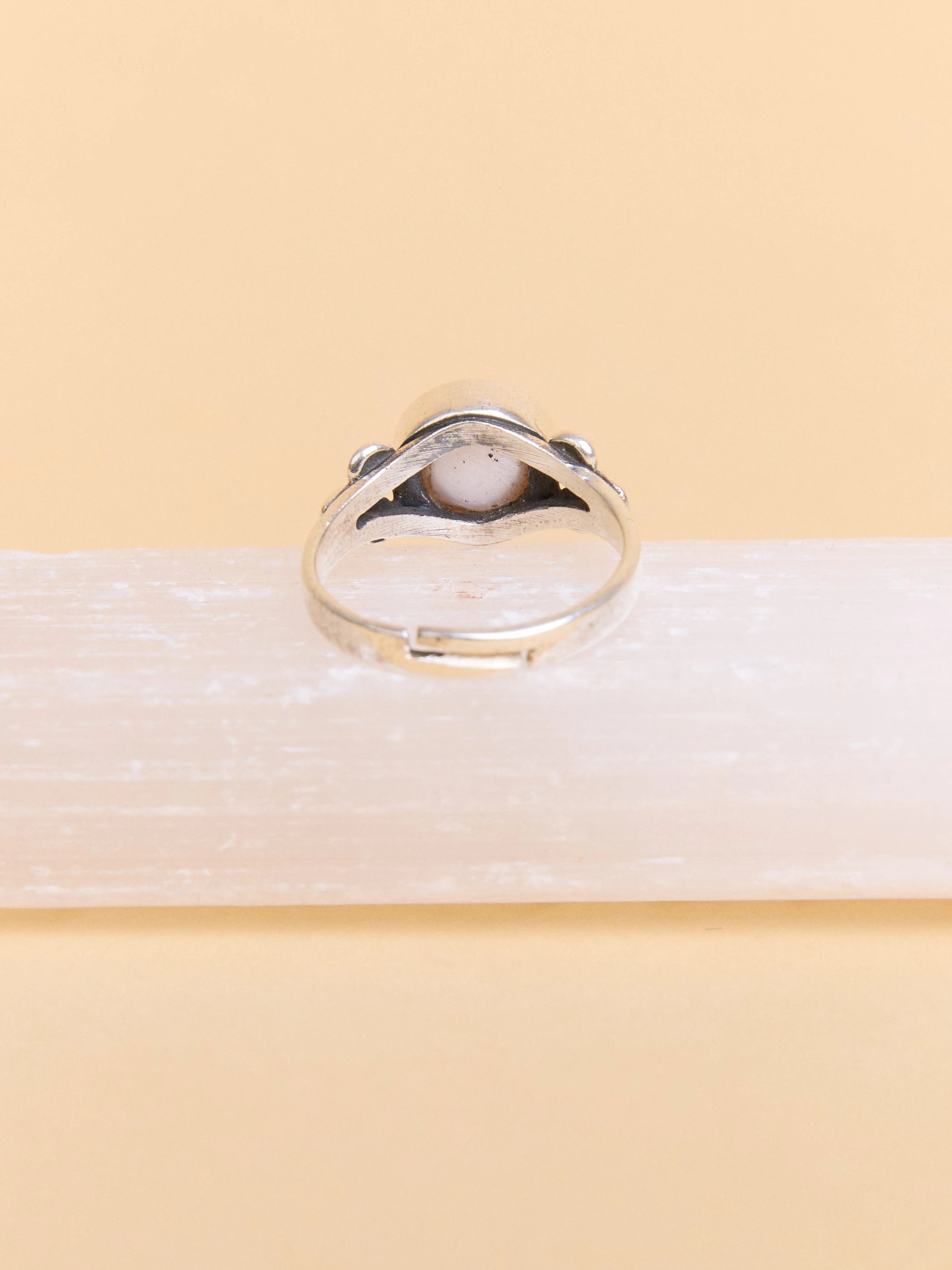 Lola Pearl Ring