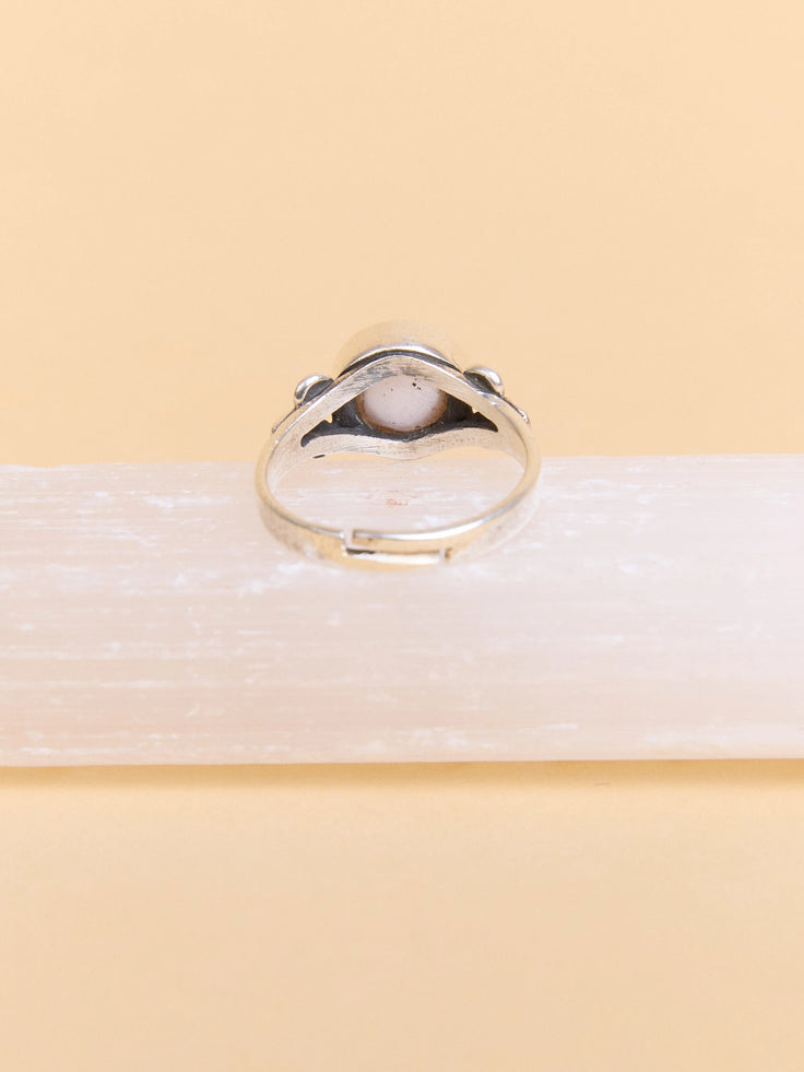 Lola Pearl Ring